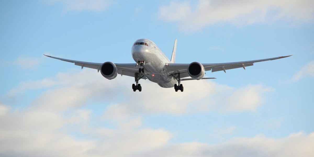 Flighta – The Smartest Way to Book Flights, Track Travel & Stay Ahead of Every Journey
