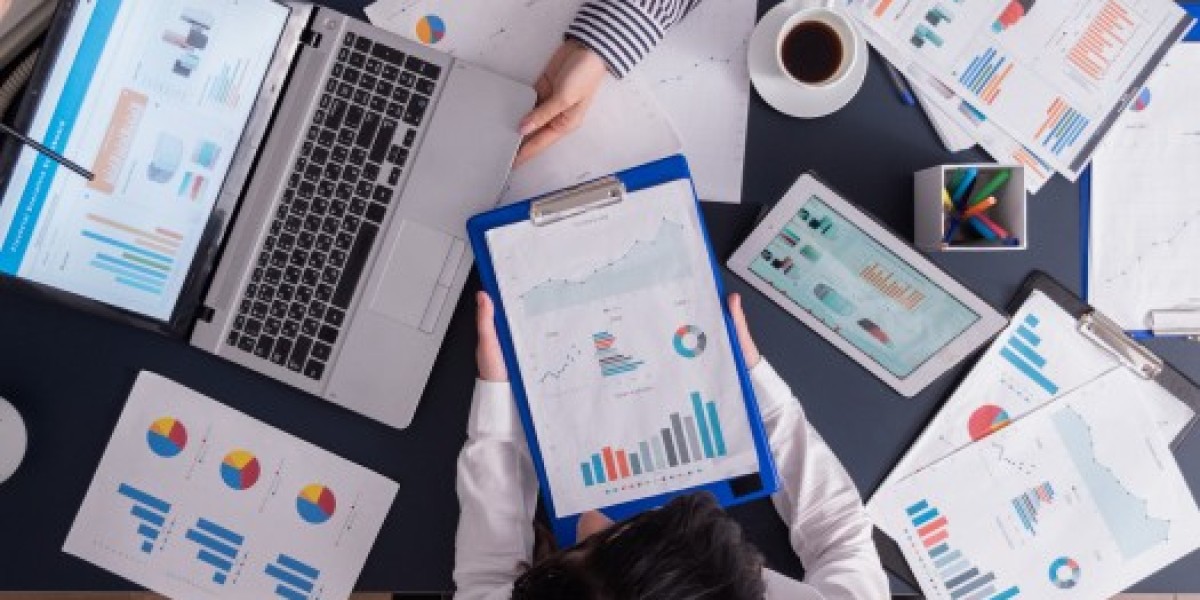 Digital Agencies vs. In-House Marketing: What Works Best?