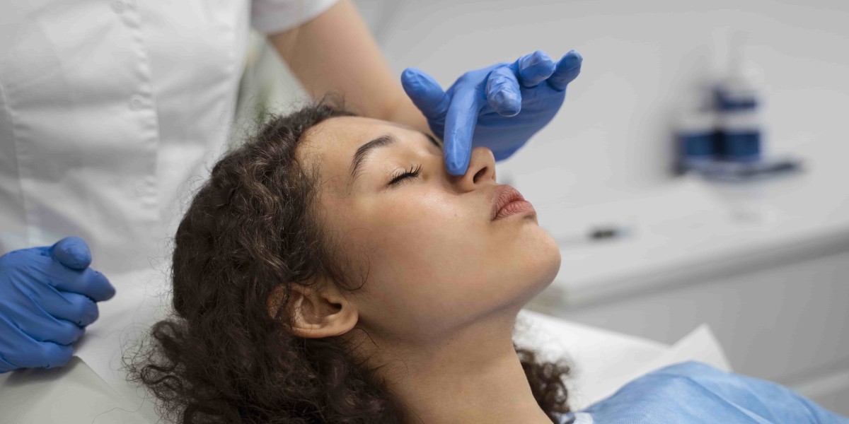 Things to Consider Before Going for a Plastic/Cosmetic Surgery