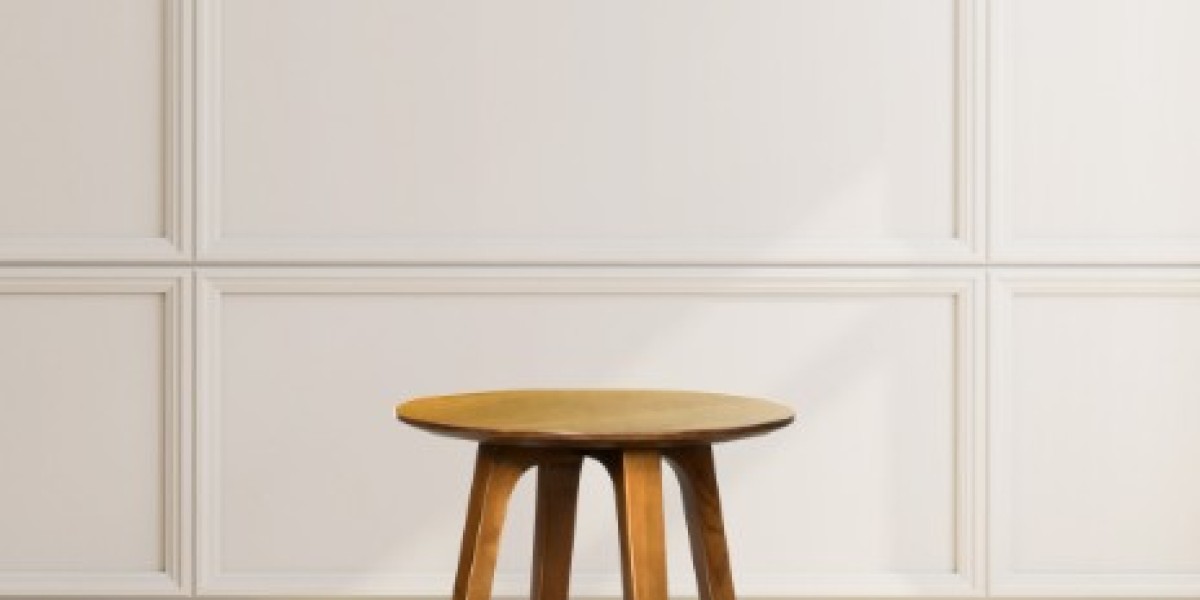 How to maintain and maintain a log-side dining room furniture table