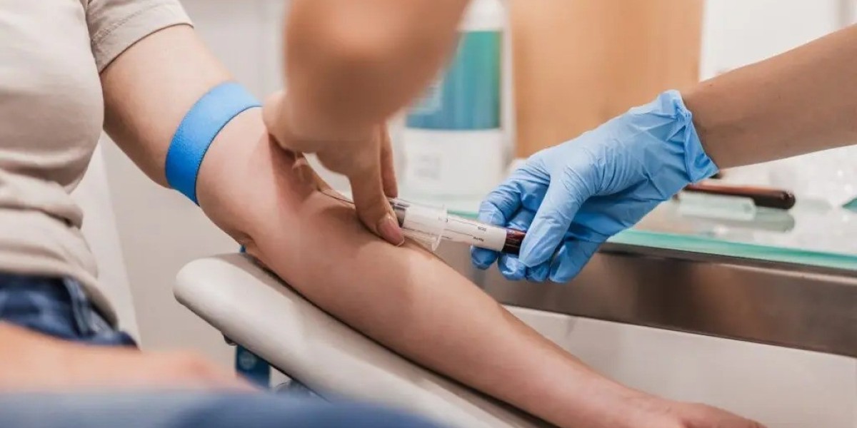 How Does Blood Test at Home in Dubai Assist in Medical Diagnosis?