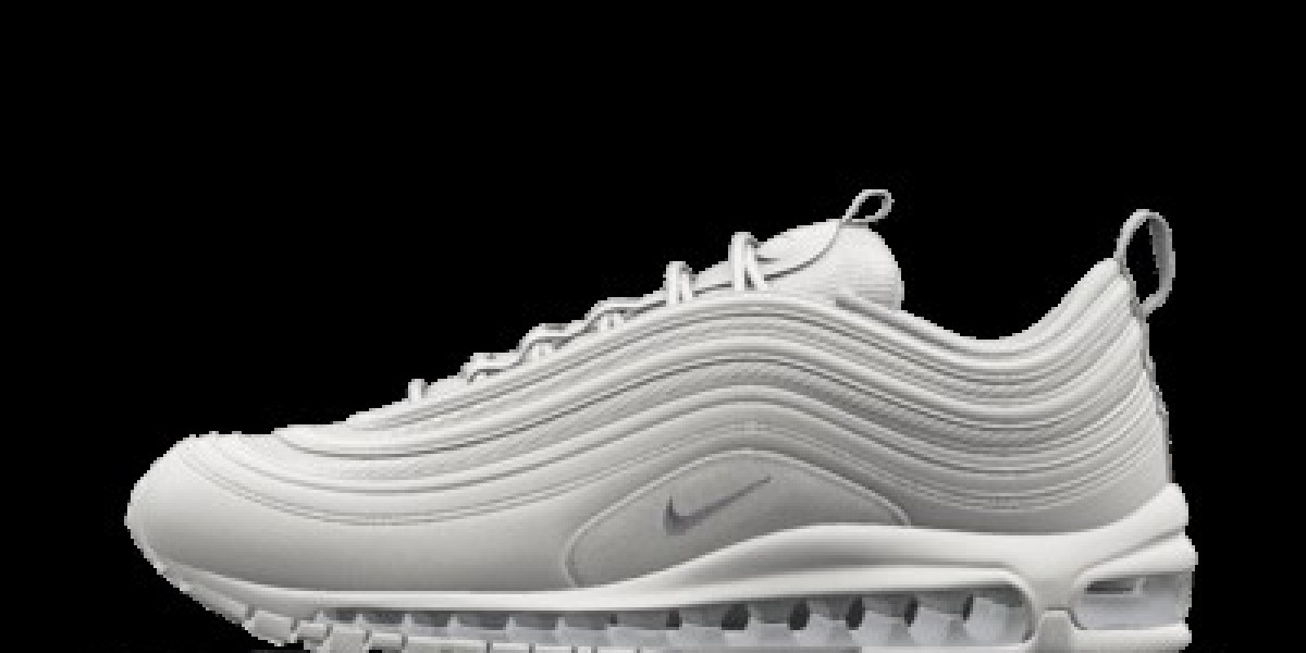 Nike 跑鞋全解析：經典設計與校園風 Sneaker