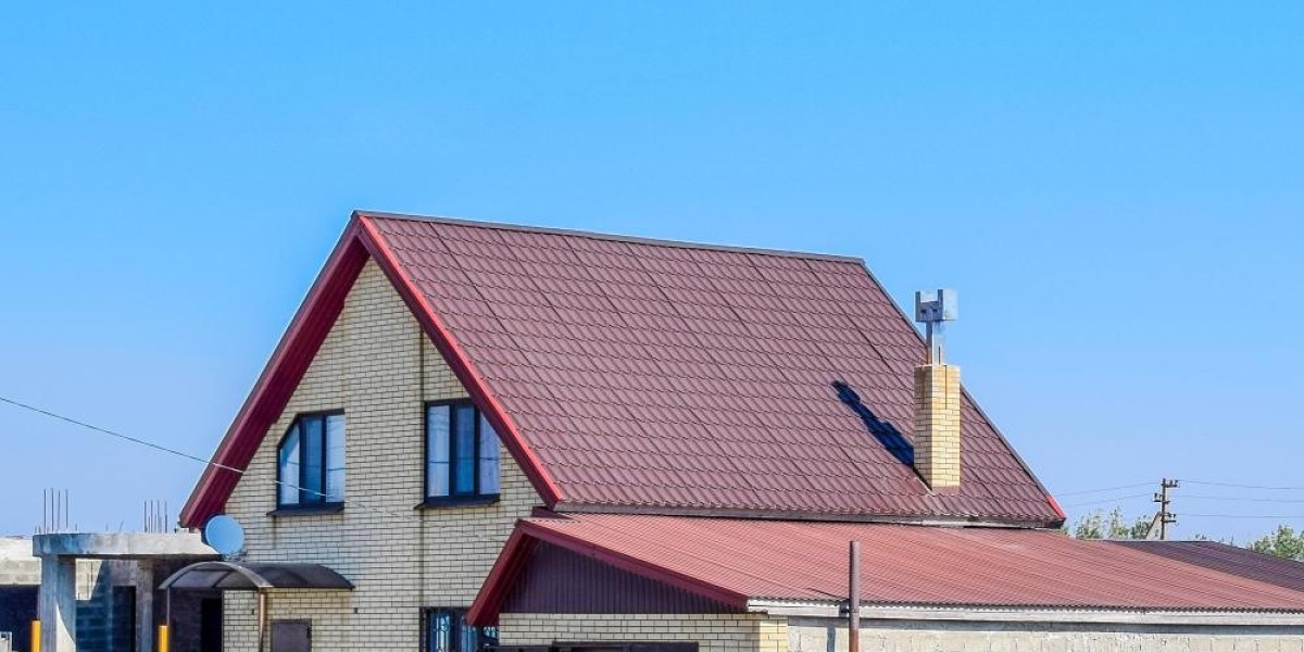 Reclaim Your Roof: Expert Moss Removal & Restoration