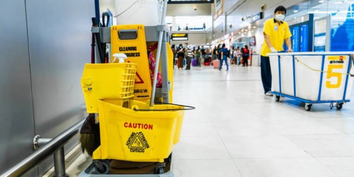 Common Mistakes to Avoid in Commercial Warehouse Machine Cleaning