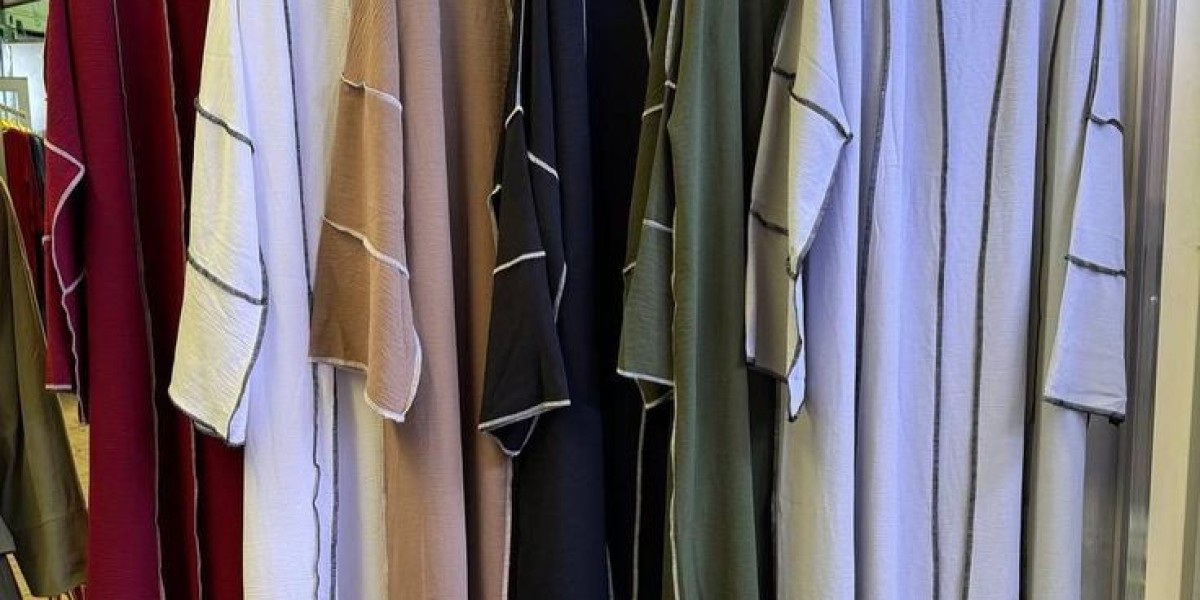 Abaya for Women in Dubai – Your Complete Guide to Modern, Luxury, and Affordable Styles