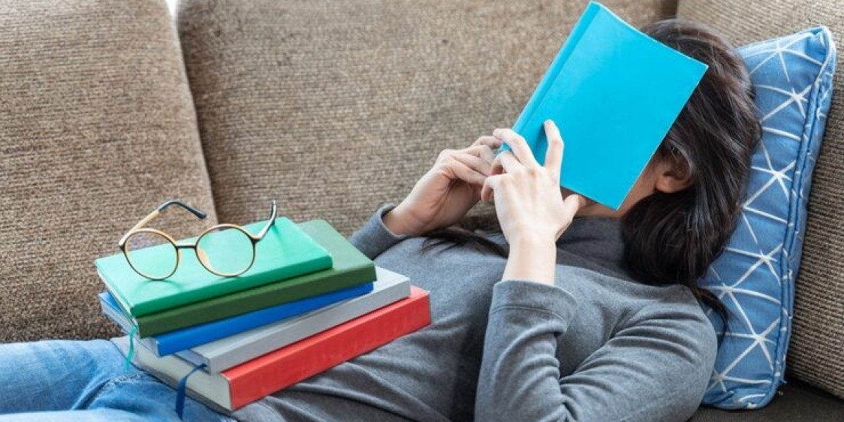 How CBT for Health Anxiety Supports Emotional and Relationship Stability