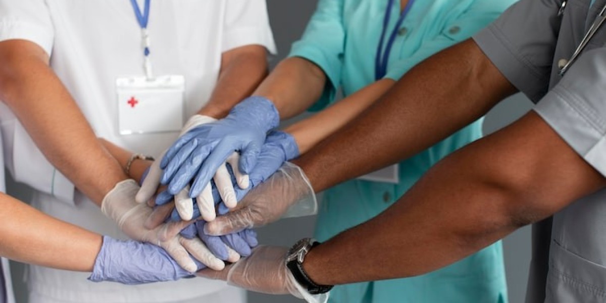 O Crescimento do _financiamento coletivo saúde_ e Seu Papel nas Emergências Médicas