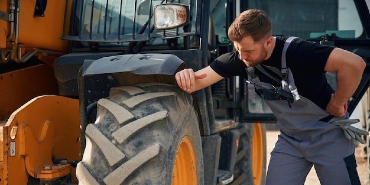 Are You Searching for Mobile Tractor Tire Repair Near Your Farm?