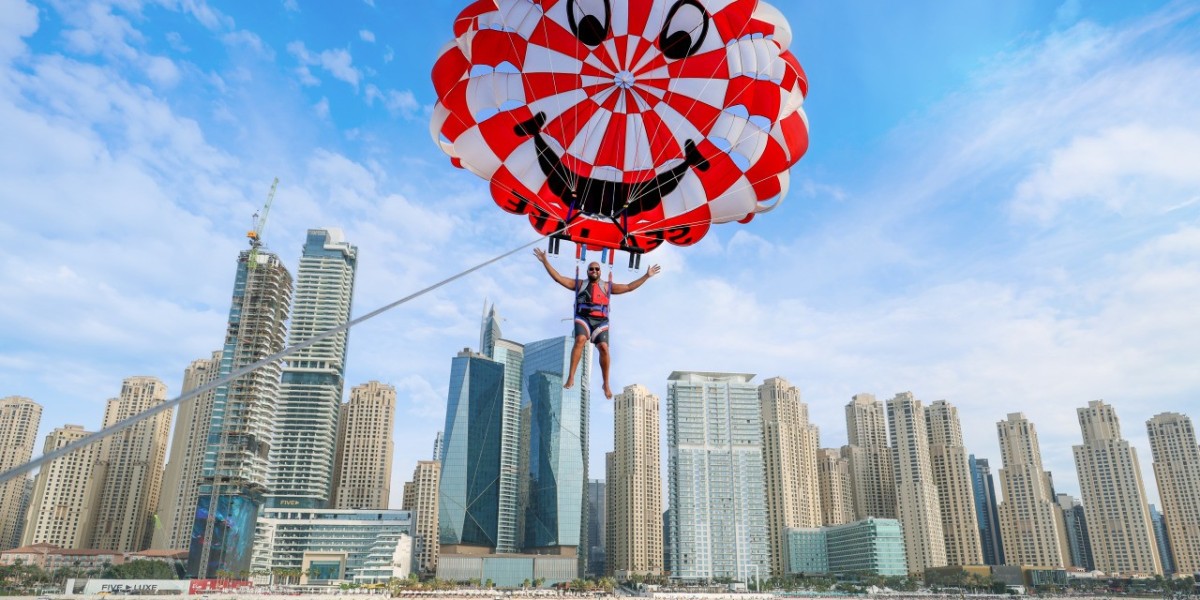 Dubai Parasailing Tour: Key Safety Guidelines for Age, Weight & Health