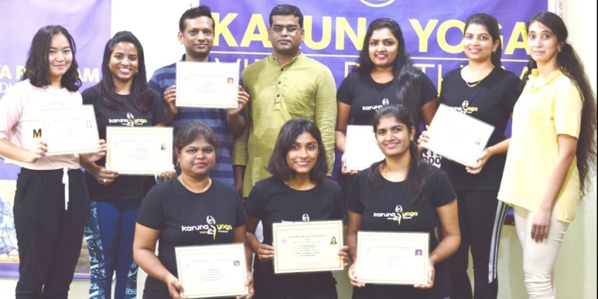 Internationally Certified Yoga Teacher Training India | Karuna Yoga