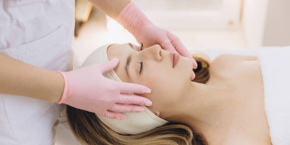 How Skin Care Services Reduce Fine Lines Without Injections