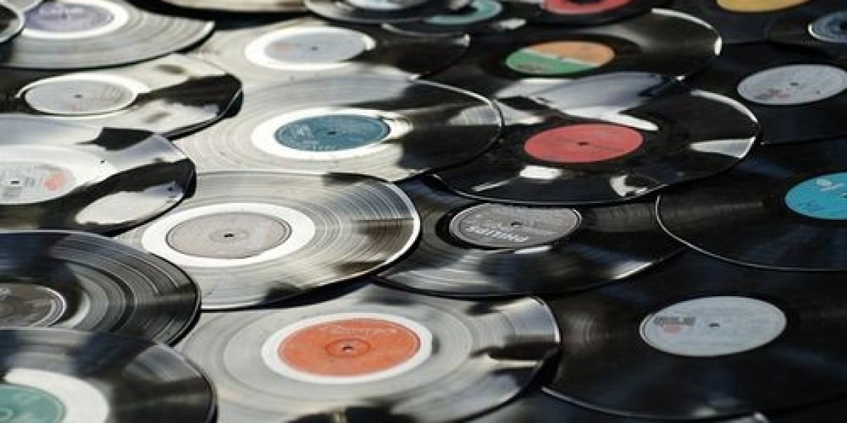Navigating the Modern Media Landscape: A Guide to Critical Consumption