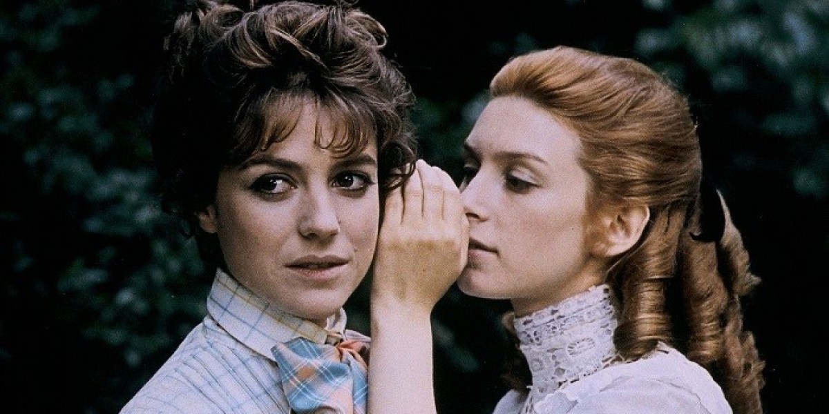 What Defines Emotional Authenticity in French Romance Movies?