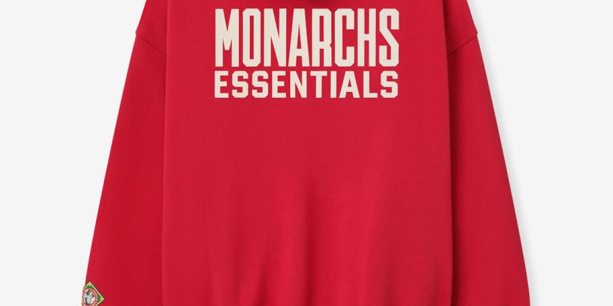 Essentials Hoodie Brown – A Timeless Streetwear Essential