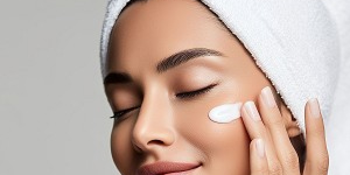 Skin Whitening in Dubai: Managing Pigmentation Caused by Sun and Heat
