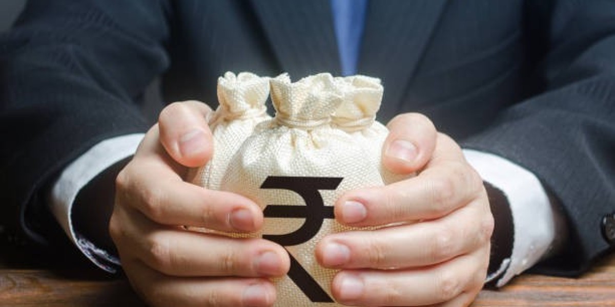 What is Online Fundraising and How Does It Differ from Traditional Fundraising?