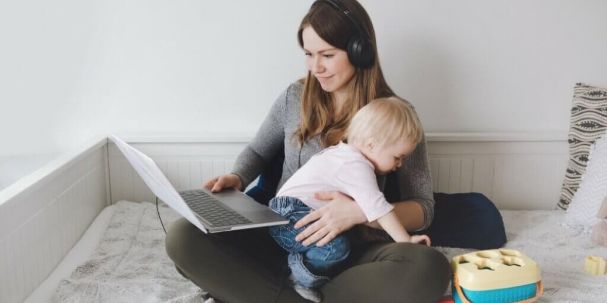 Top Benefits of a Maternity Nurse at Home for New Mothers