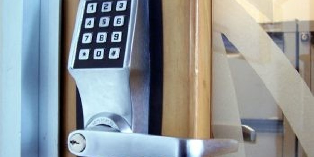 Auto Locksmith Woodland Hills for Fast, Reliable Car Help!!