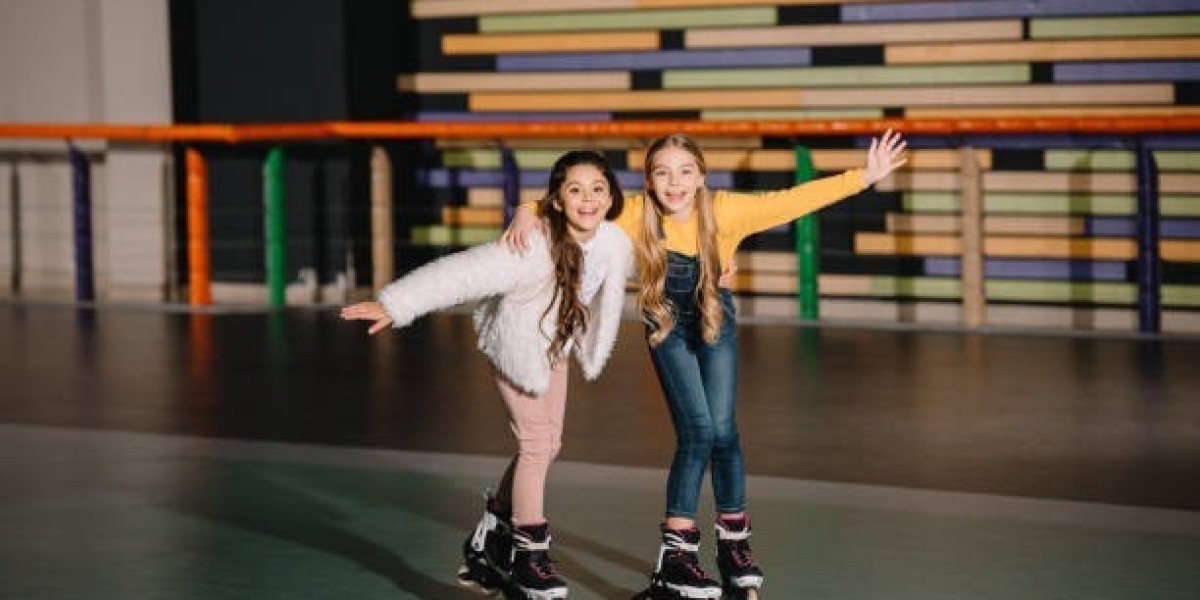 Skating Spaces Designed for Year-Round Enjoyment