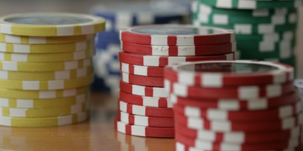 Casino en Ligne : Explorer un Univers Numérique en Pleine Mutation