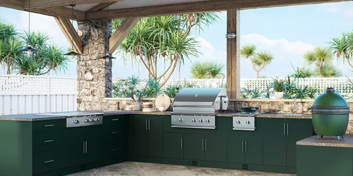 Outdoor Kitchen Boca Grande