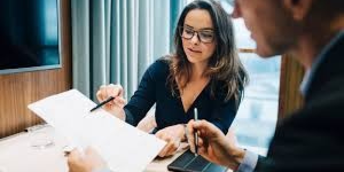 The Importance of Hiring Legal Consultants in UAE
