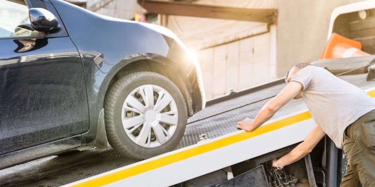 Emergency Towing Service You Can Trust in Rialto – Powered by Empyre Towing