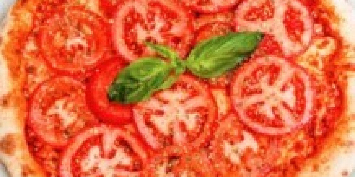 Online Pizza Marbella: Why Tucan Bakery Is the Talk of Every Pizza Lover