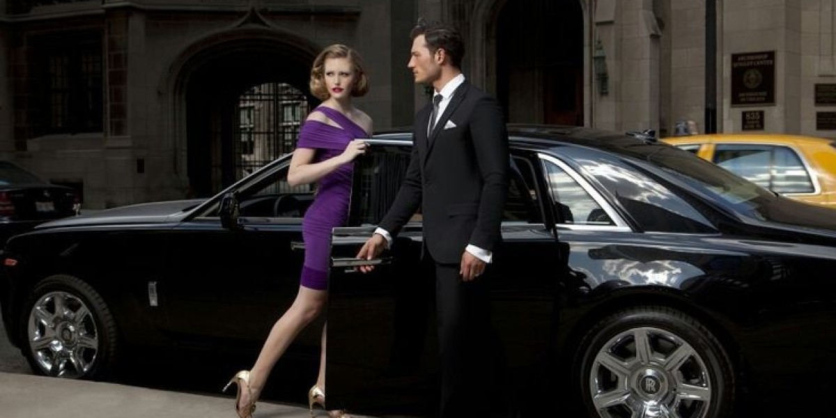 Comfortable & Direct Taxi Transfer from Luton Airport to Covent Garden WC2