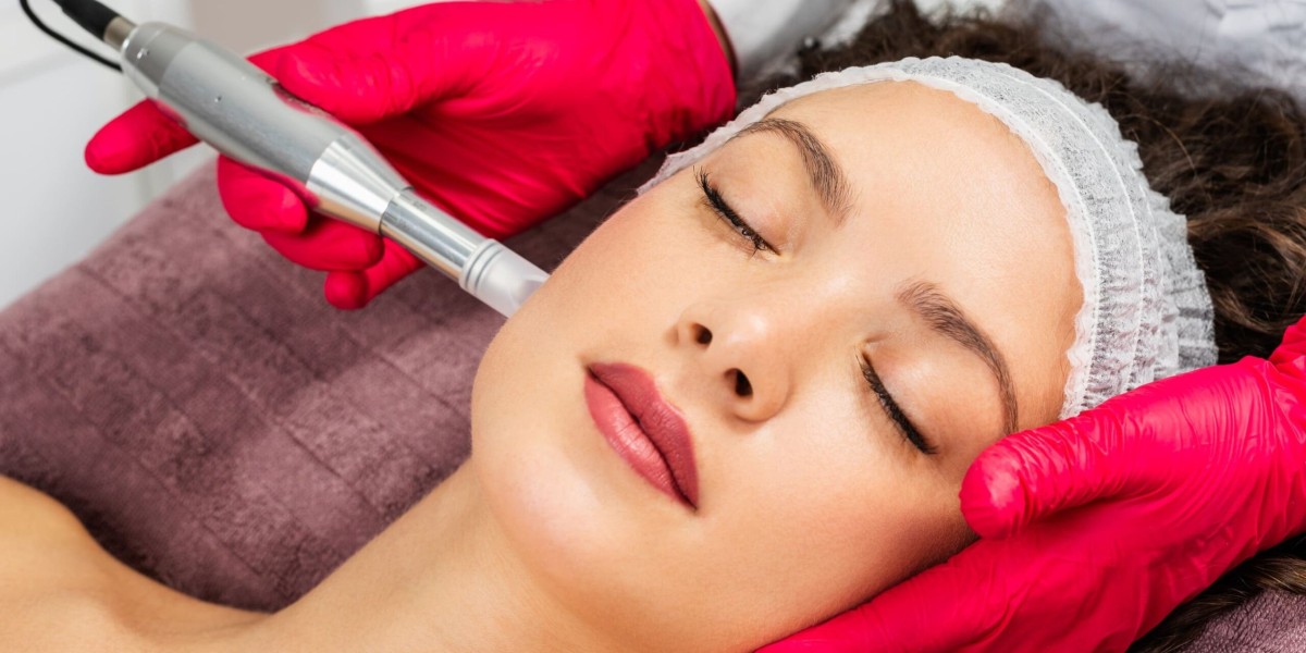 Transform Your Skin with Dermapen Treatment in Dubai & Abu Dhabi | Glamorous Clinic Dubai