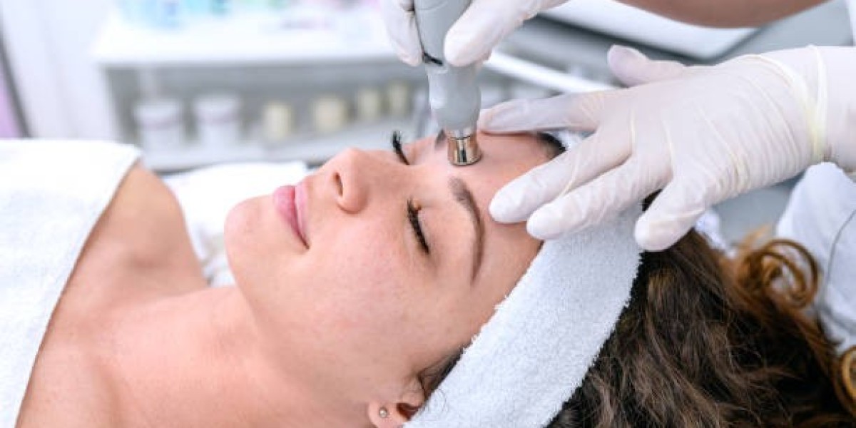 HydraFacial with Resorcinol Peel in Riyadh