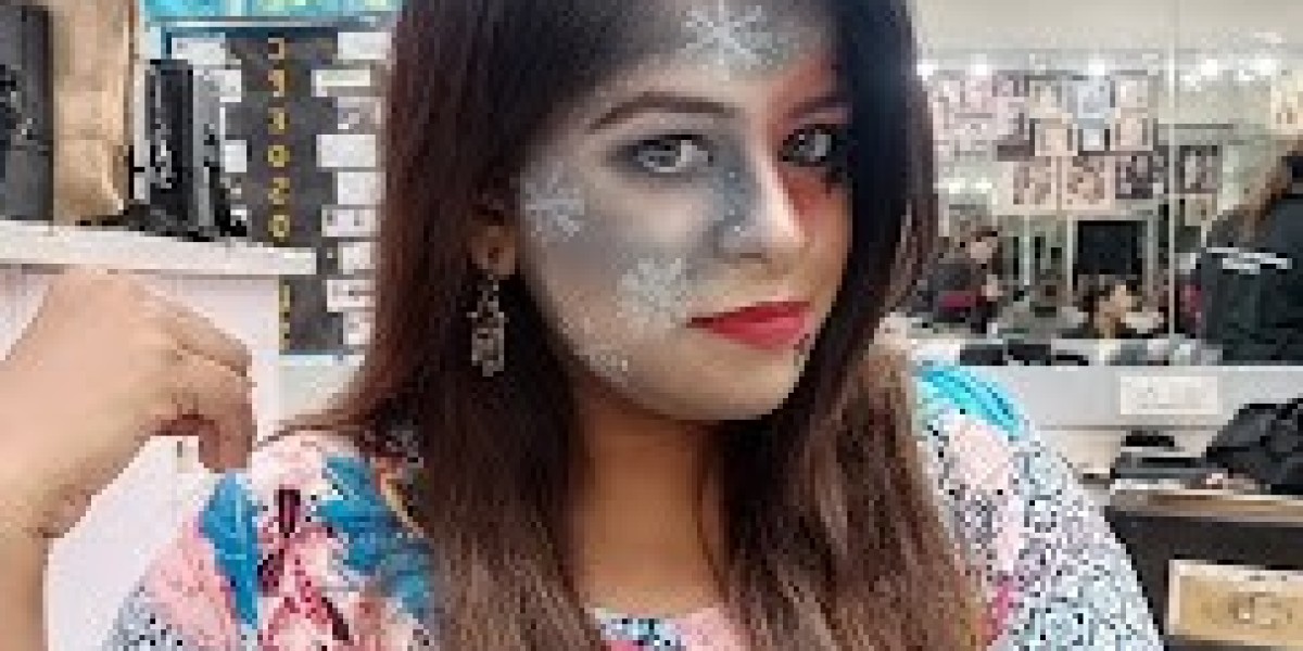 Lakme Academy Bandra, Powered by Aptech <br>:- Bridal Makeup Course Bandra Mumbai