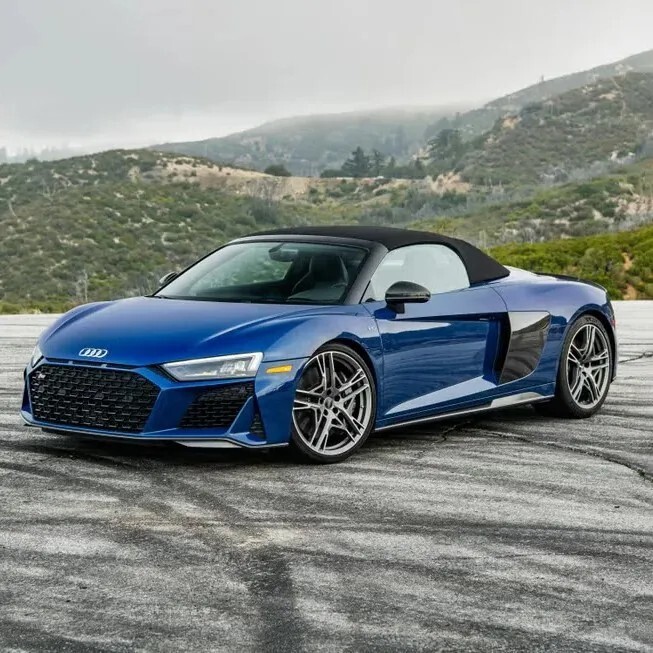 Audi R8 rental Dubai