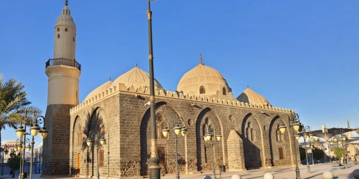 Dressing Dilemmas: Understanding the Modesty Requirements for Public Spaces Beyond the Mosques