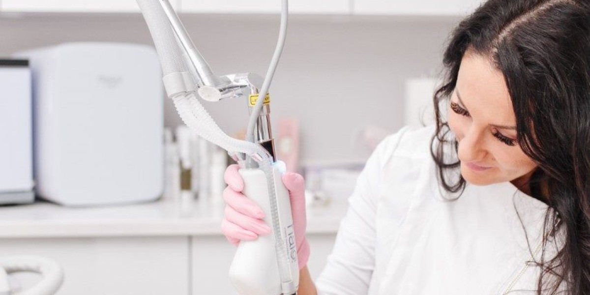 Laser Hair Removal in Dubai for Sensitive Skin: What to Expect