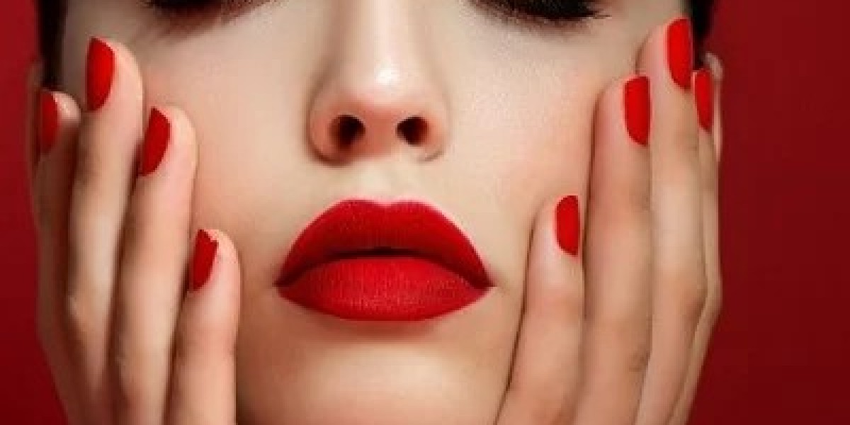 Does a Red Carpet Facial Help with Fine Lines?