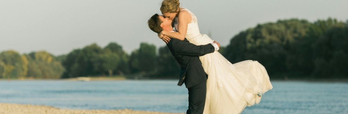 Distant Weddings