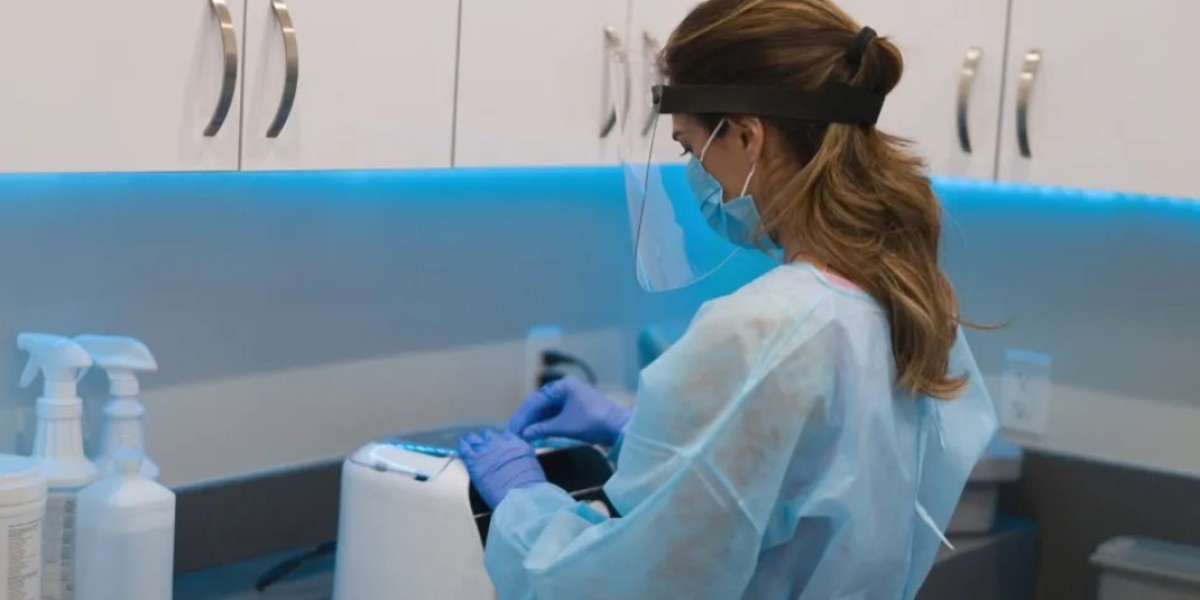 How Does Supercritical Carbon Dioxide Sterilization Compare to Traditional Steam Autoclaves?
