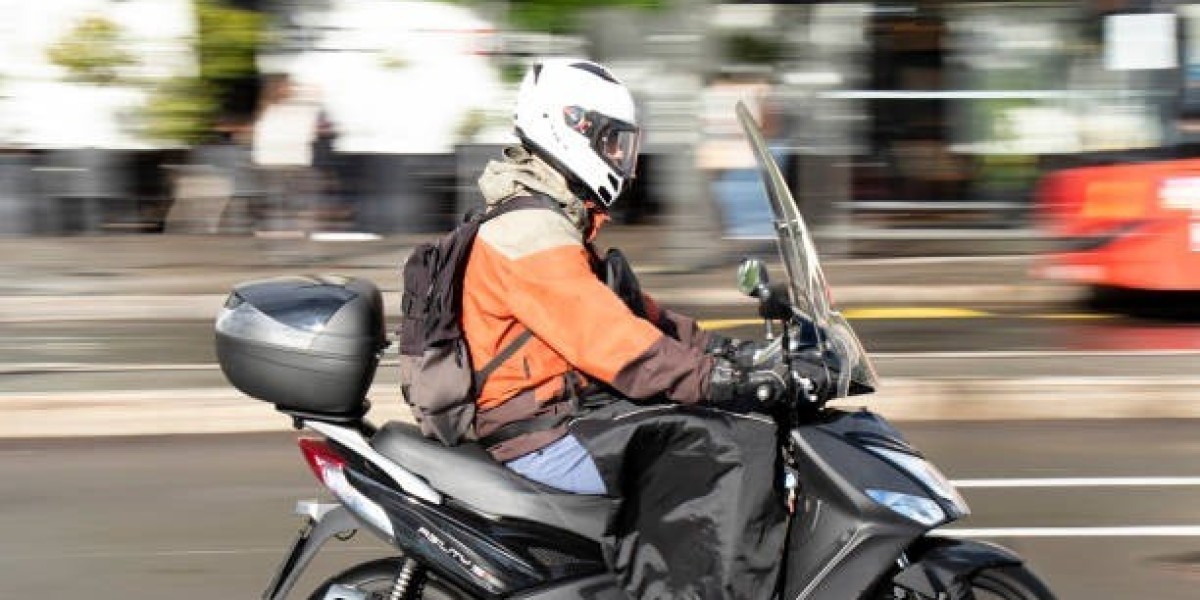A Practical Guide to Screen Selection for Everyday Riding
