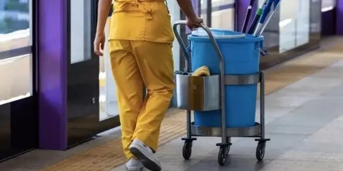 The Role of Professional Commercial Cleaning Jacksonville Services in Health and Safety Compliance