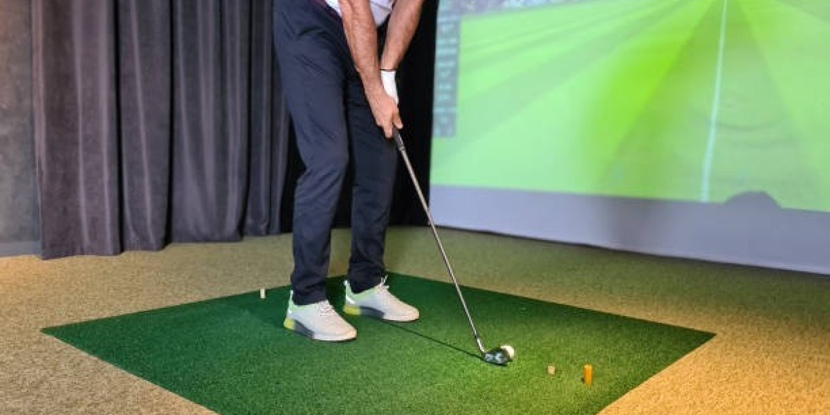 Golf Simulator Market Overview: Current Trends and Future Scope