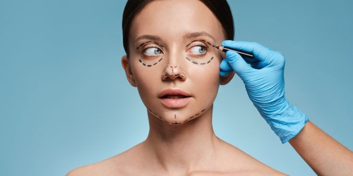 International Patients’ Guide to the Best Blepharoplasty Surgeon in Dubai