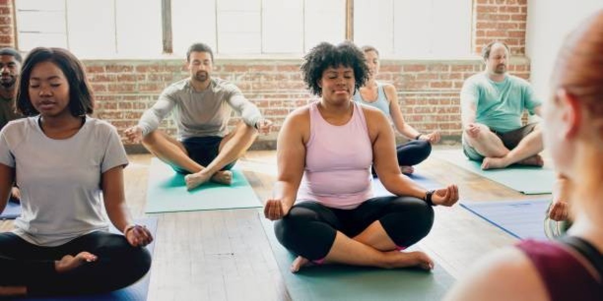 Cours de Yoga pour un Bien-Être Complet