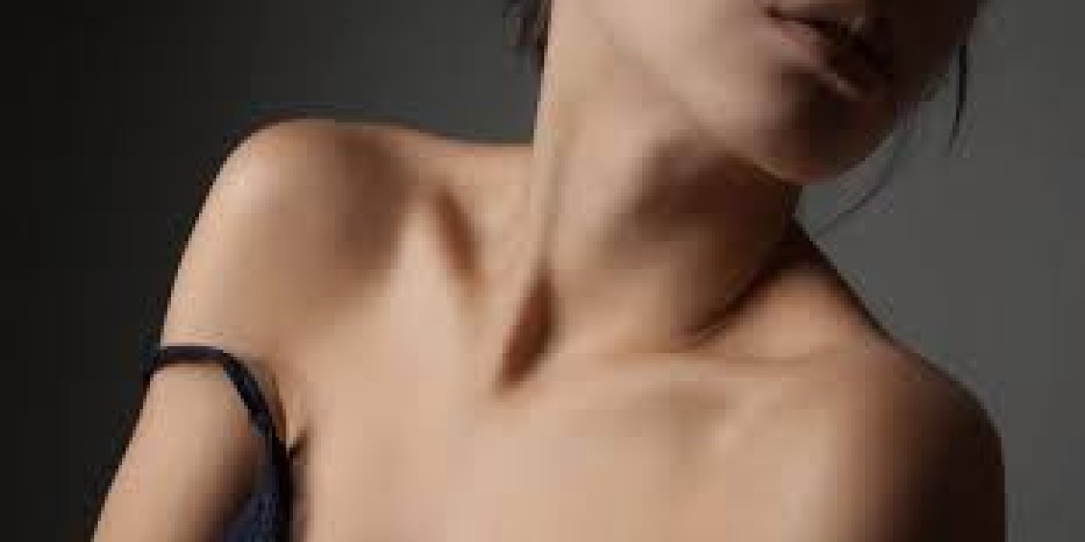 Does Decolletage Peeling Improve Skin Texture?