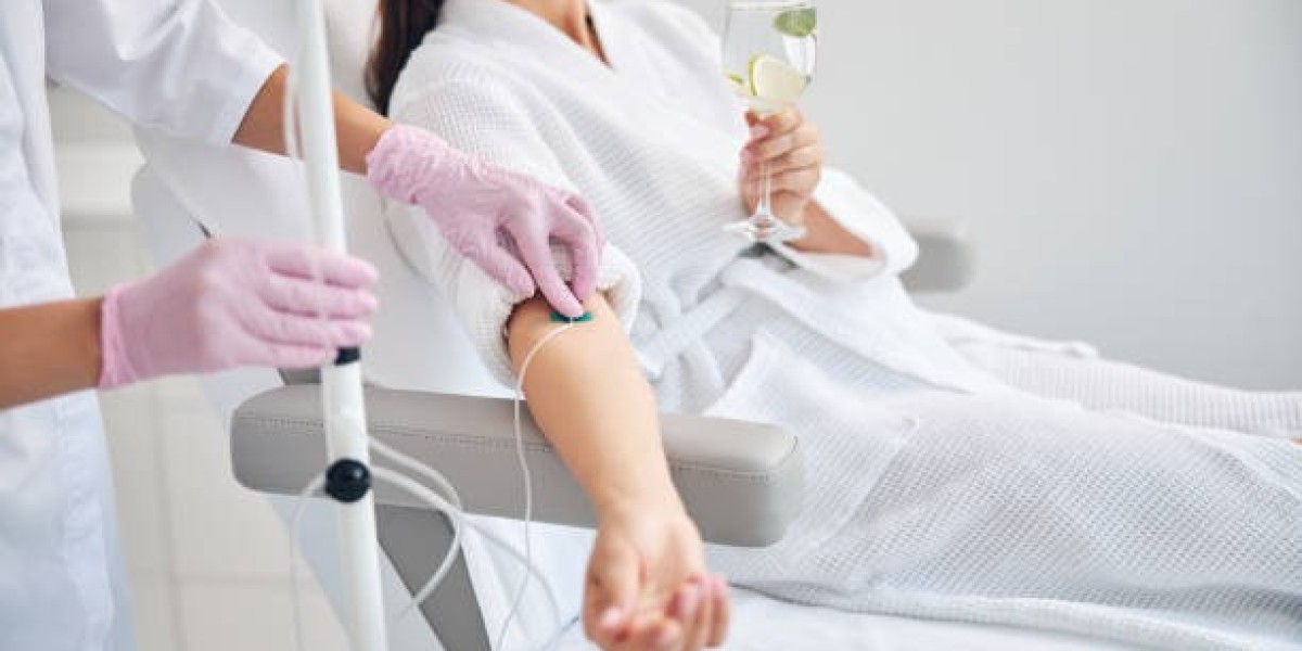 IV Drip in Dubai: NAD+ Therapy for Cellular Rejuvenation