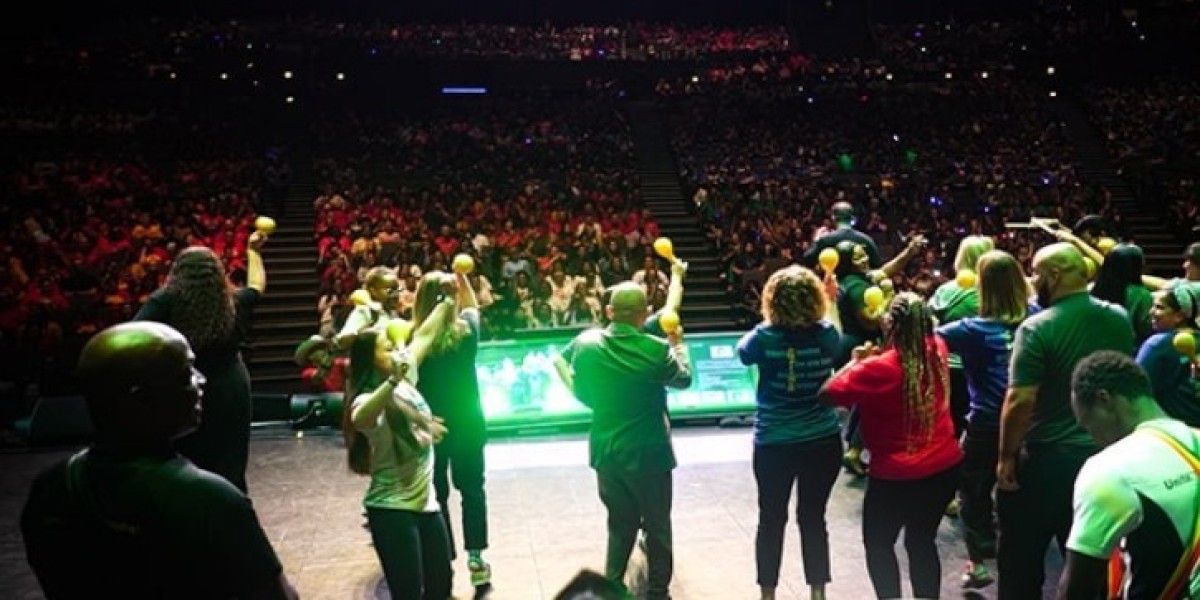Why an Immersive Keynote for Companies Creates Real, Lasting Impact