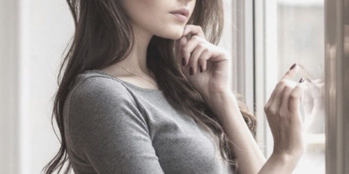 Escort Girls JBR – Elegant & High-Class Companions
