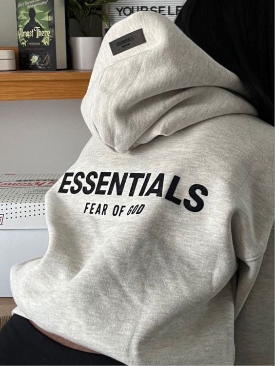 essentialsclohing9