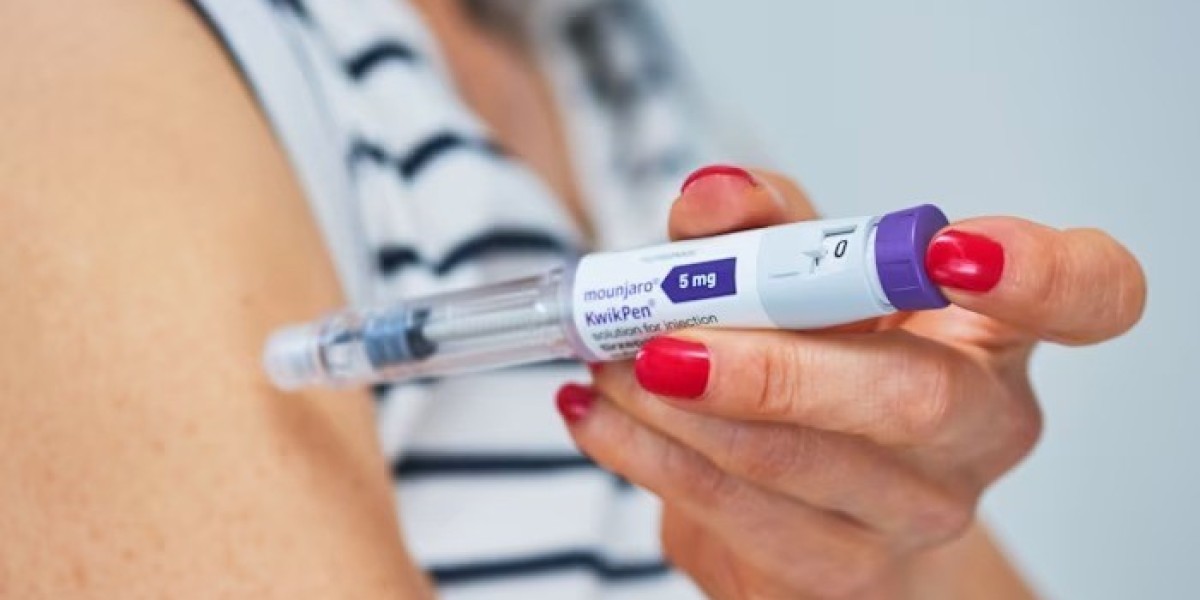 How quickly do blood sugar levels stabilize with Mounjaro injection?
