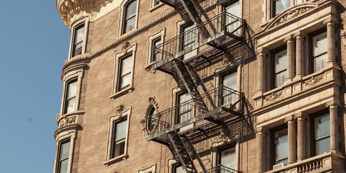 Top Fire Escape Contractors for Safe Building Exits